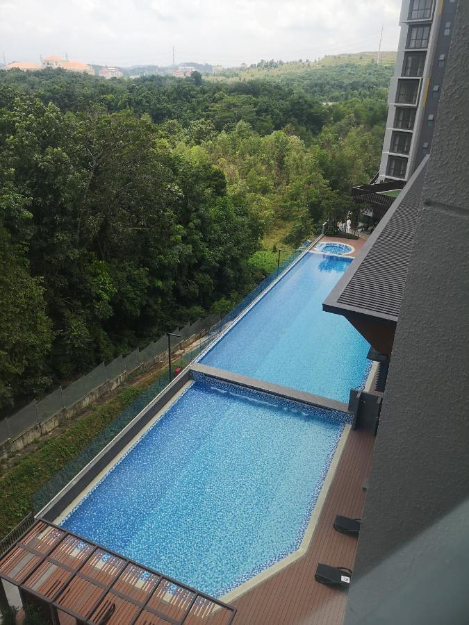 Stayje Putrajaya, 5 Minutes To Ioi City Mall, Wifi , Netflix, Free Parking Zewnętrze zdjęcie