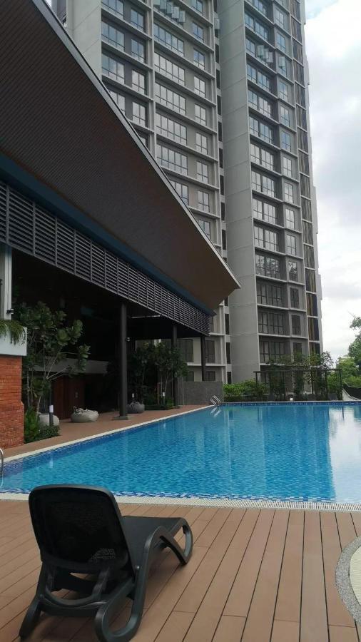 Stayje Putrajaya, 5 Minutes To Ioi City Mall, Wifi , Netflix, Free Parking Zewnętrze zdjęcie