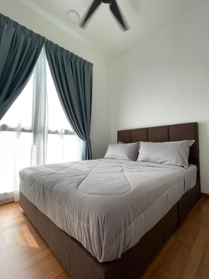 Stayje Putrajaya, 5 Minutes To Ioi City Mall, Wifi , Netflix, Free Parking Zewnętrze zdjęcie